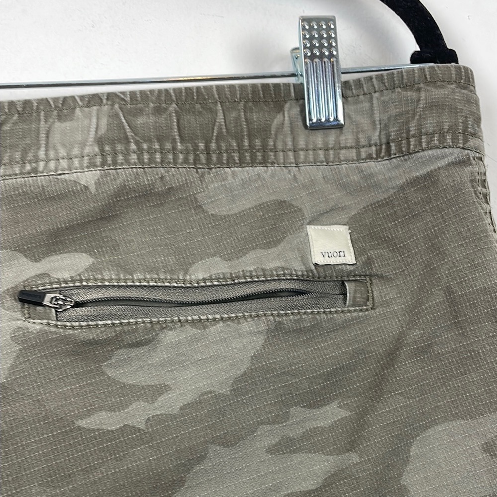 Vuori Ripstop Duraterra Slim Fit Hiking Women's XL Camo 5 Pocket Cargo Pants - Picture 9 of 10